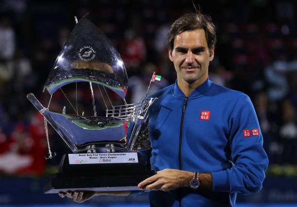 Tennis, Federer trionfa a Dubai: è il 100 titolo in carriera