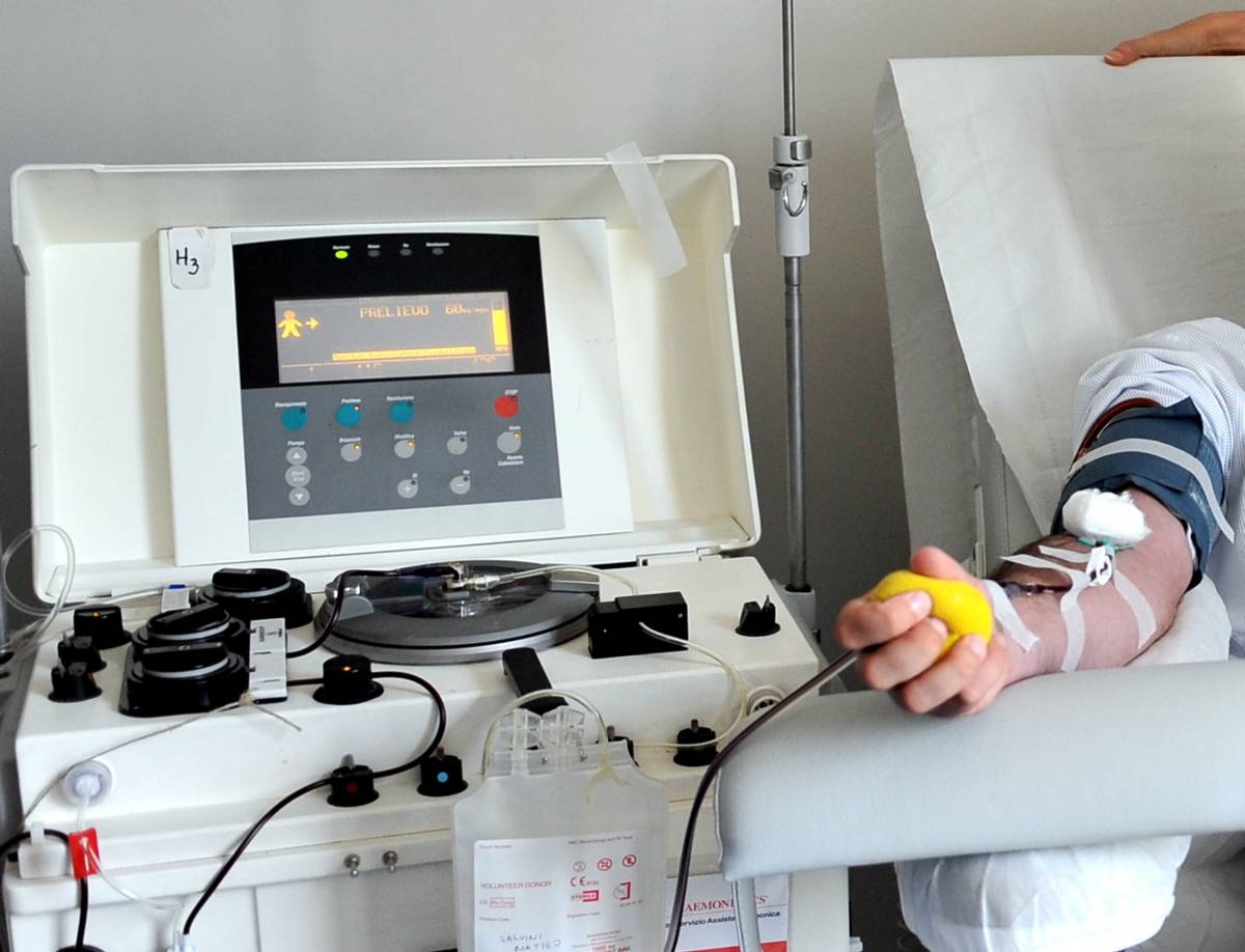 "L'influenza ha ridotto le scorte di sangue, servono più donatori"