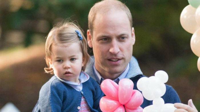 Kate Middleton non pettina mai la figlia Charlotte. Ci pensa papà William