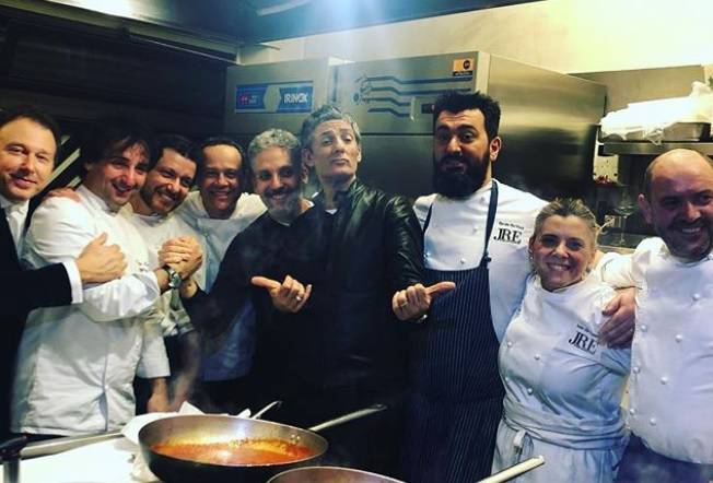 Beppe Fiorello, festa a sorpresa per i suoi 50 anni