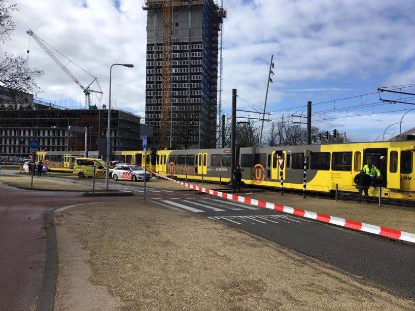 Sparatoria sul tram a Utrecht: "Morti e diversi feriti"