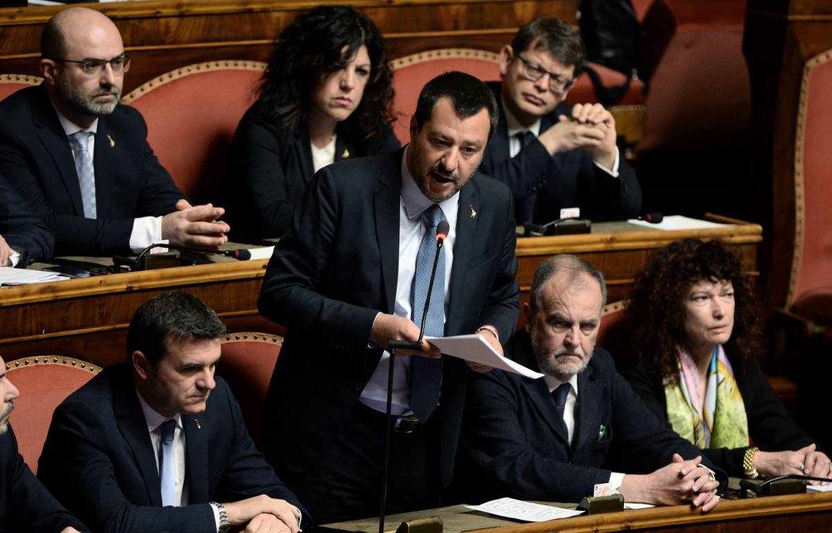 Diciotti, Salvini non parla dai banchi del governo: ecco perché