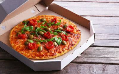 "Il cartone della pizza prodotto all'estero è velenoso". Indaga il ministero della Salute