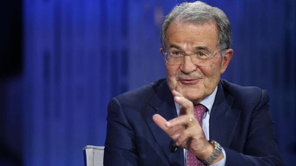Ora pure Prodi fa il gufo: "Situazione al capolinea"