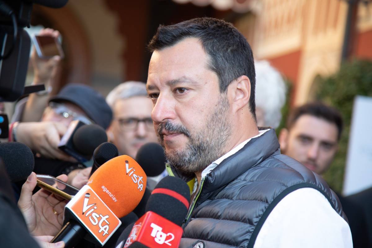 Salvini: "Nessuno sconto per i vermi. Per loro castrazione chimica"