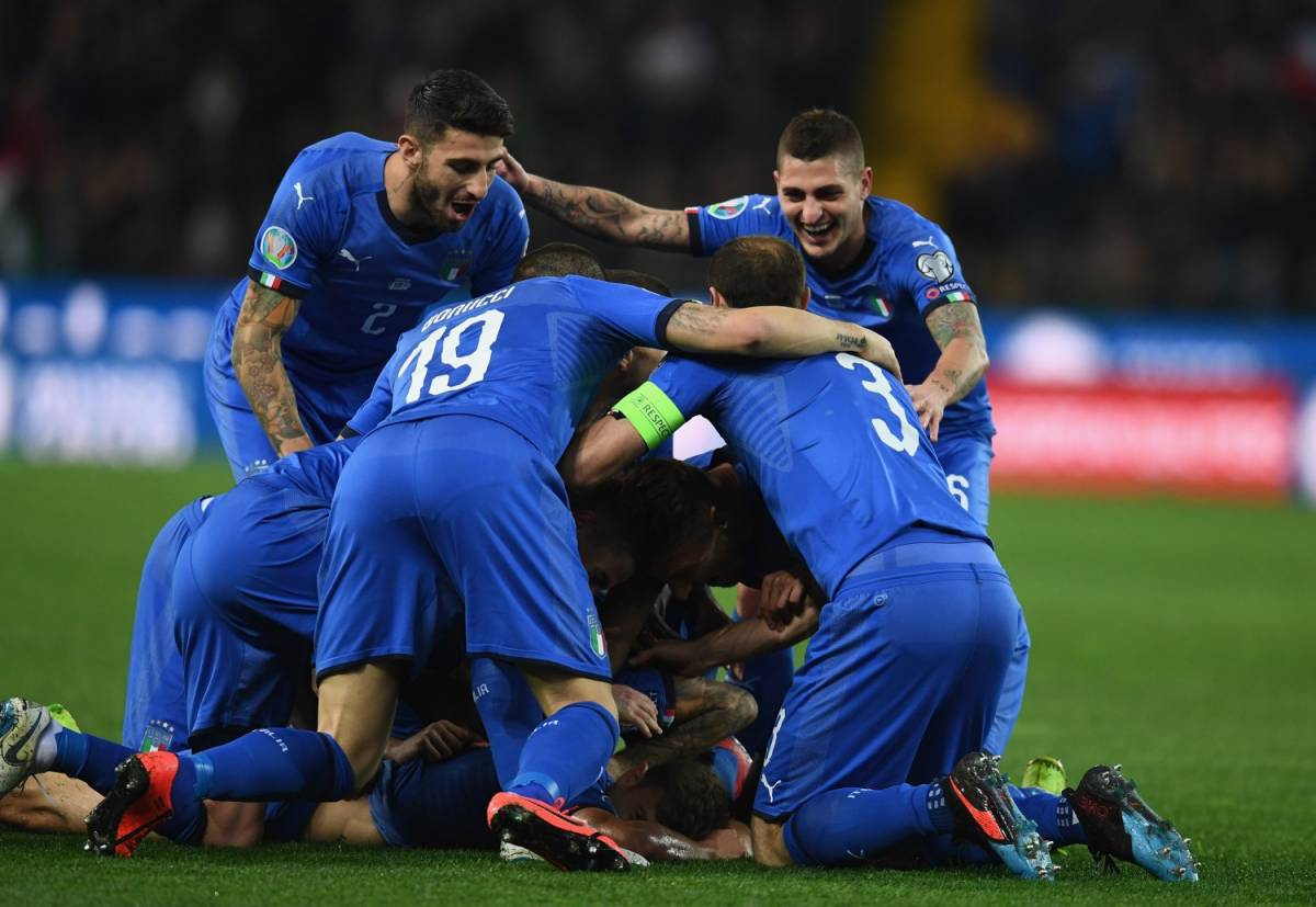 L'Italia vince 2-0 contro la Finlandia: decidono le reti di Barella e Kean