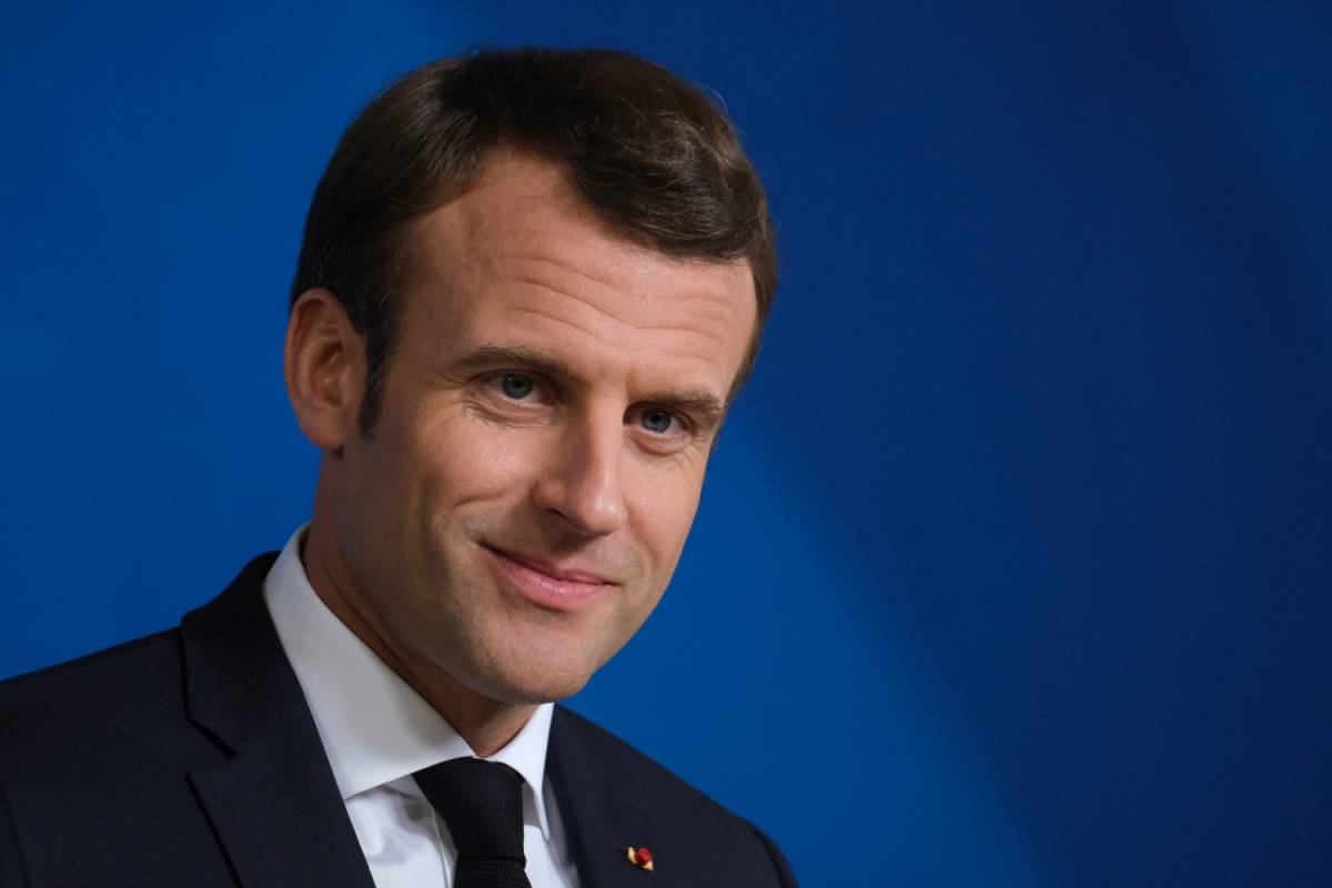 Twitter colpisce Macron: stop alla campagna per il voto alle europee