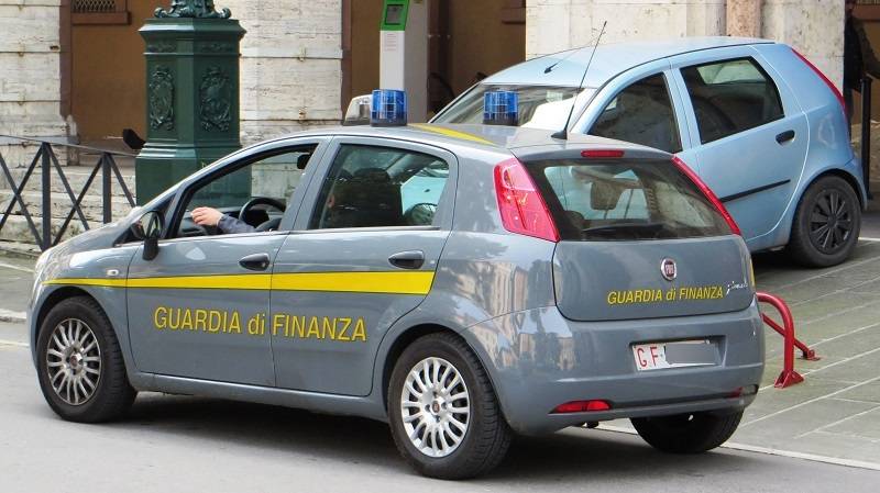 Vicenza, mazzette in cambio di facili controlli aziendali: finanziere nei guai