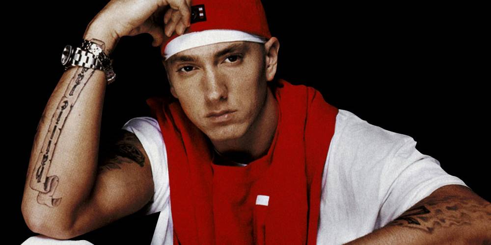 Eminem festeggia: "12 anni senza alcol e droga"