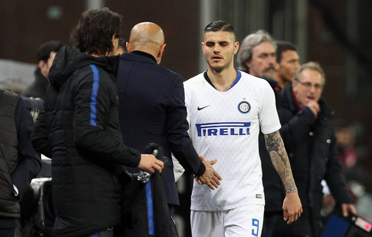 Spalletti sulle foto hot di Icardi: "Qui da noi viene sempre vestito da Inter"