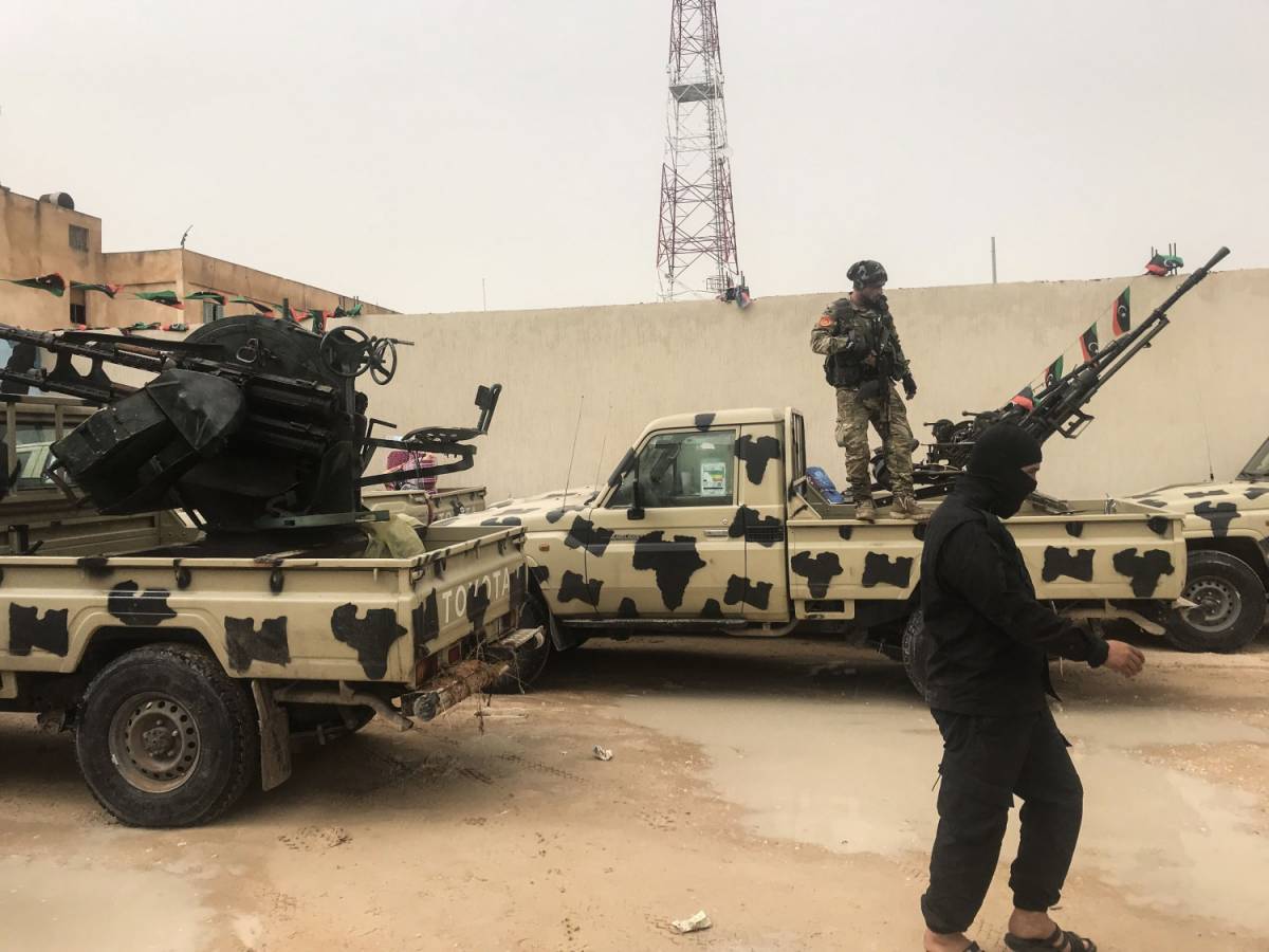 In Libia continua la battaglia Haftar: "Avanti fino a Tripoli"