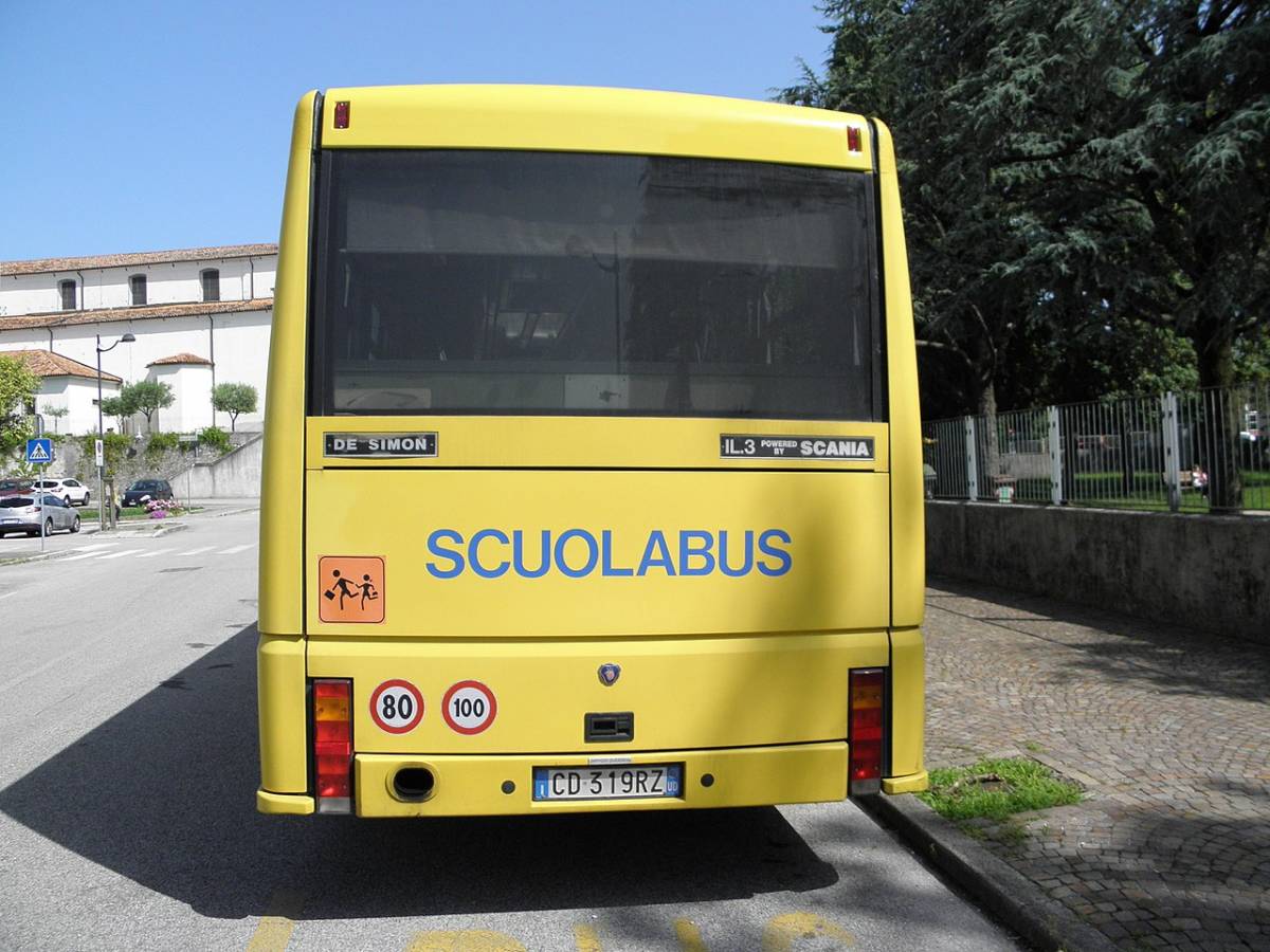 Tragedia sfiorata sullo scuolabus: "Bulloni allentati, un sabotaggio"
