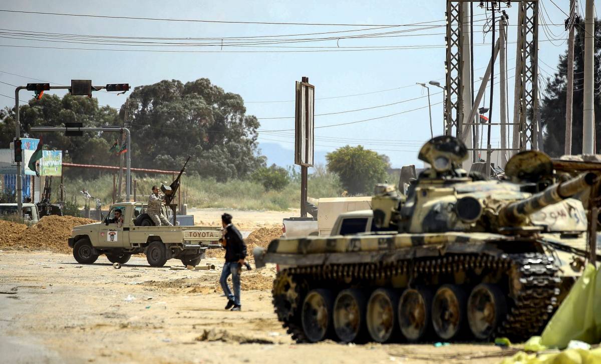 I miliziani di Haftar "vedono" Tripoli. Il bilancio: 121 morti e 600 feriti