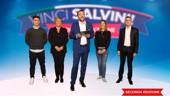 Ora il leader della Lega (ri)lancia il gioco social "Vinci Salvini"