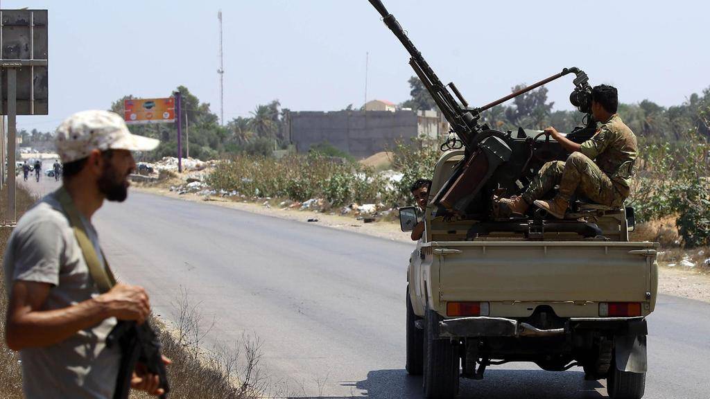 Libia, la denuncia di Haftar: "Integralisti al fianco di Al Sarraj"