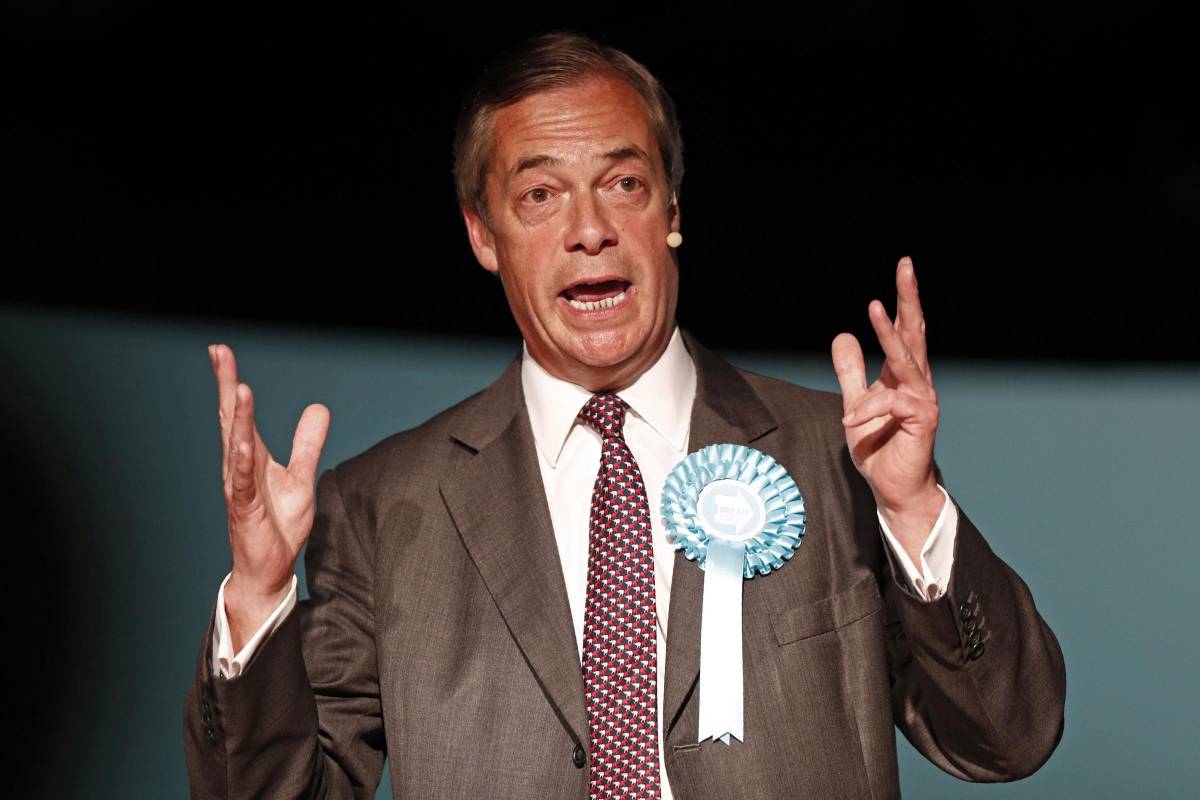 Farage, "il signor PayPal". Finanziamenti sospetti al Brexit Party in ascesa