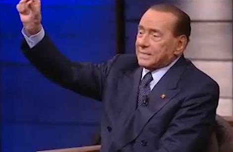 Berlusconi vede tempesta: "Il peggio deve arrivare"