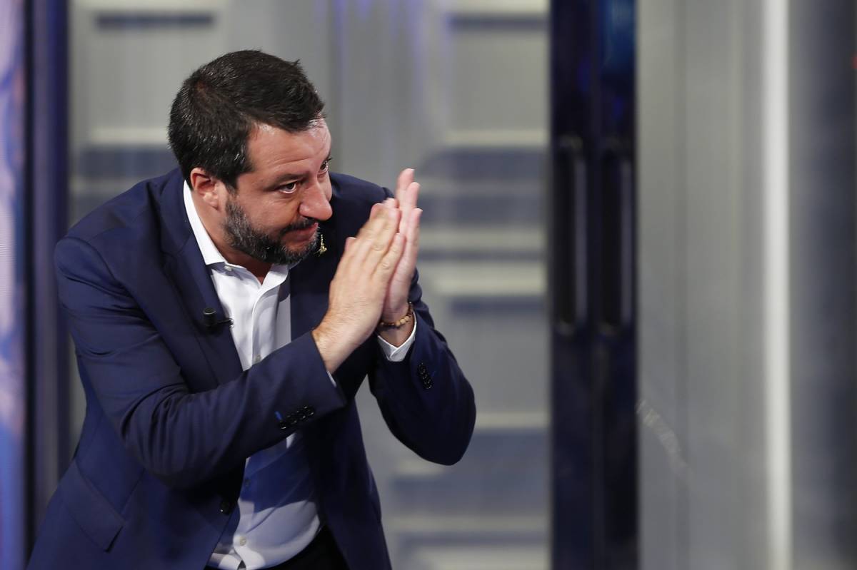 Flat tax al 15%, debito, lavoro: Salvini vuole riscrivere le regole Ue