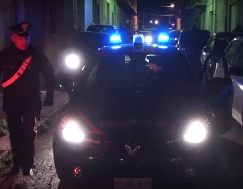 Frosinone, rapinatori seriali gambiani fermati dai carabinieri