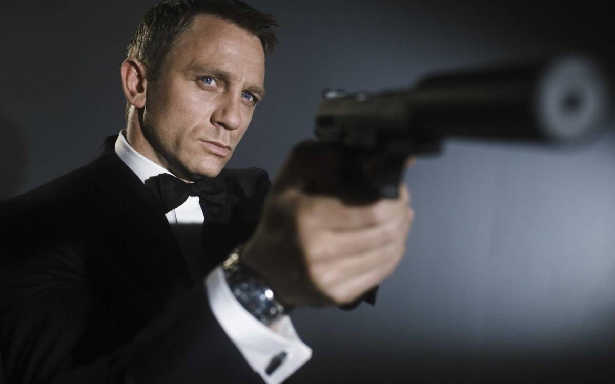 Problemi sul set di James Bond. Divampa un incendio a Londra 