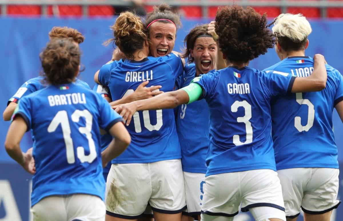 Mondiali femminili, Azzurre all'ultimo respiro: battuta l'Australia 2-1