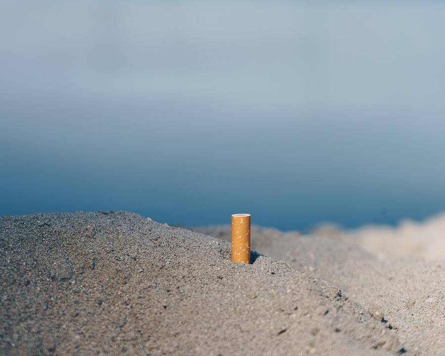Il Codacons vuole vietare il fumo su tutte le spiagge italiane