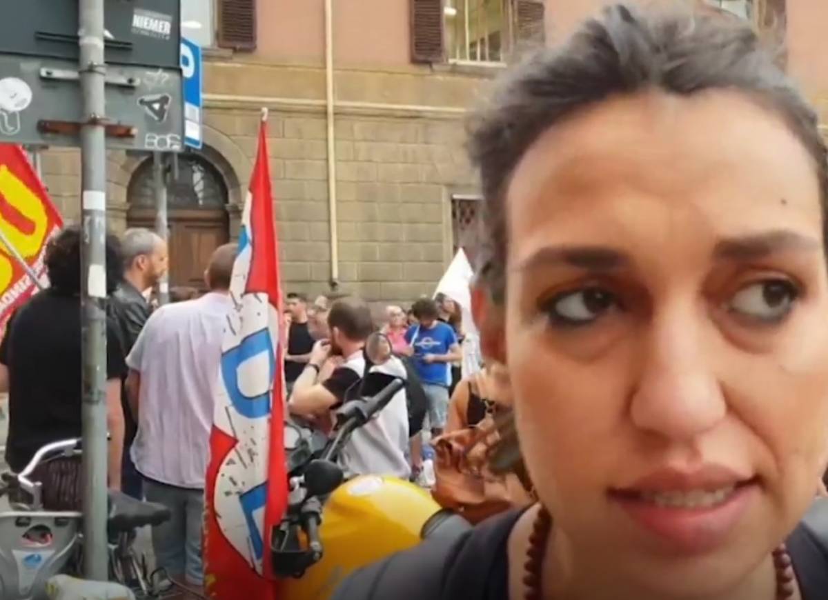 Bologna, chiusura hub via Mattei: stamani proteste sotto prefettura