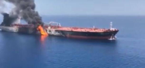 Petroliere, gli Usa contro l'Iran "L'attacco voluto da Teheran"