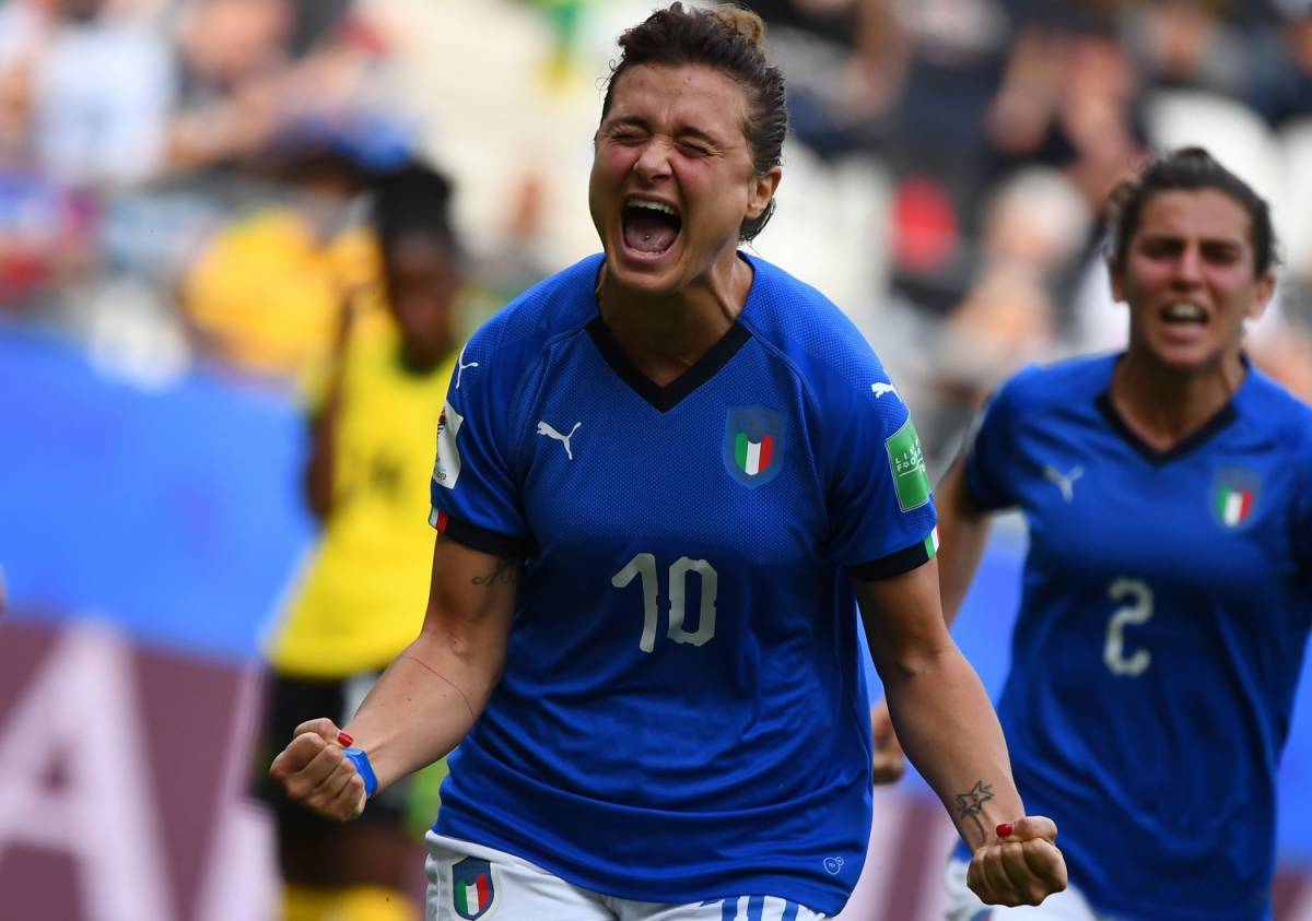 Mondiali femminili, l'Italia supera 5-0 la Giamaica: tris di Cristiana Girelli