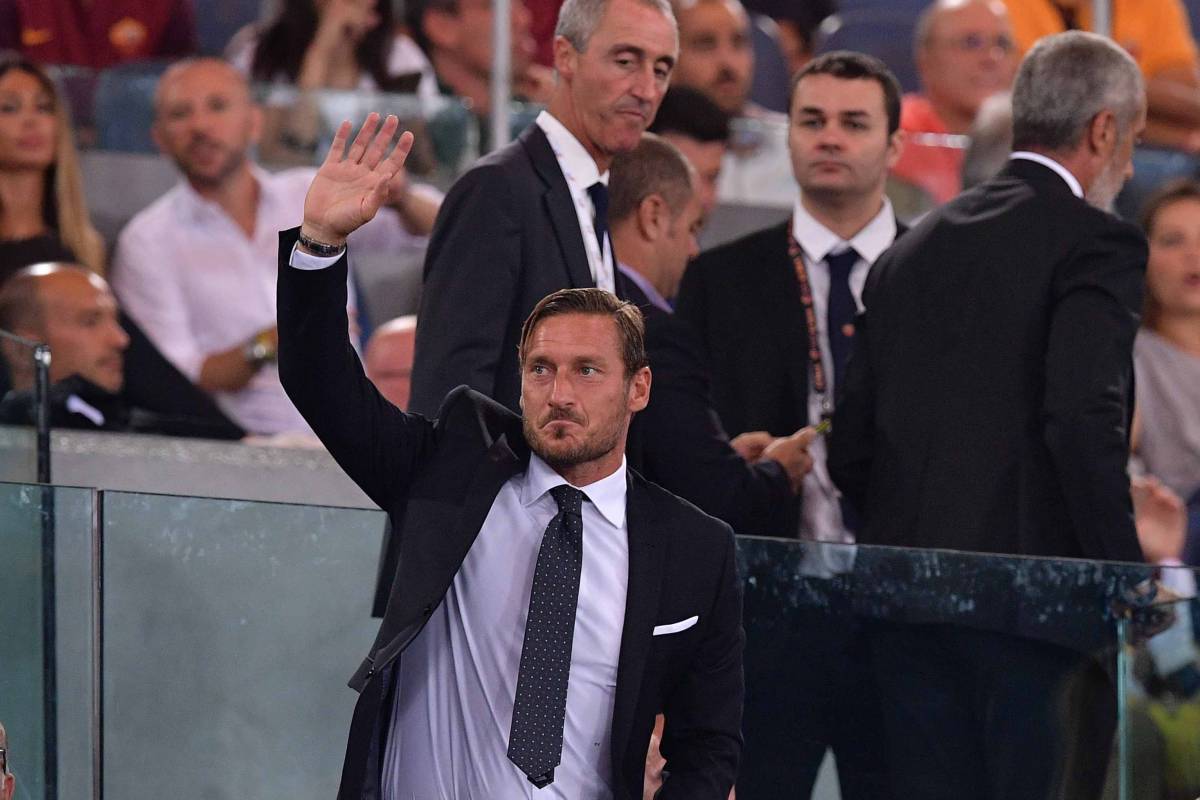 L'ultima giocata di Totti. Dice addio alla Roma nel giorno dello scudetto