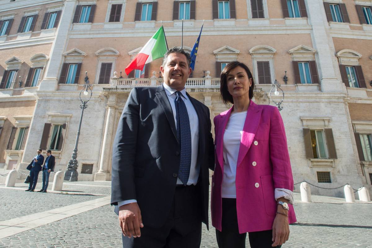 Forza Italia mette il freno a Toti E Salvini allontana Berlusconi