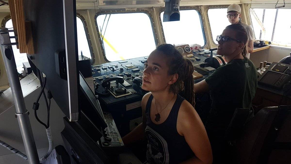 La Sea Watch forza il blocco: "Siamo entrati in acque italiane"