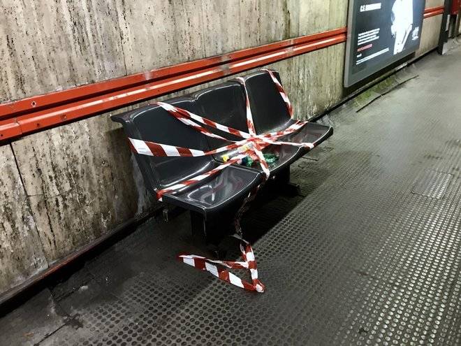 "Ustionato dall'acido in metropolitana" È l'ultima piaga di Roma