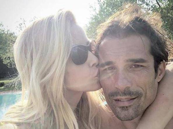 la dedica di elena santarelli al marito corradi senza te come avrei fatto ilgiornale it