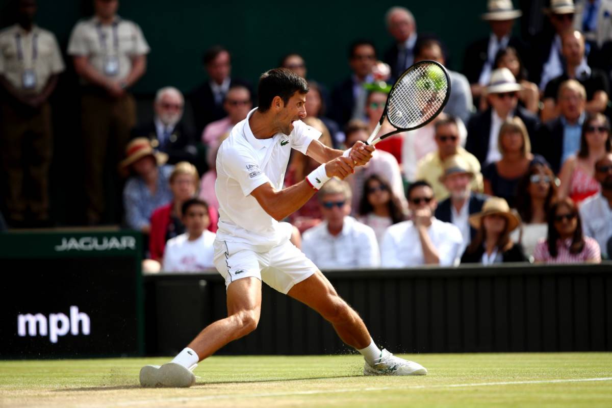 Djokovic è ancora il Re. Un magnifico Federer s'inchina al "tabù inglese"