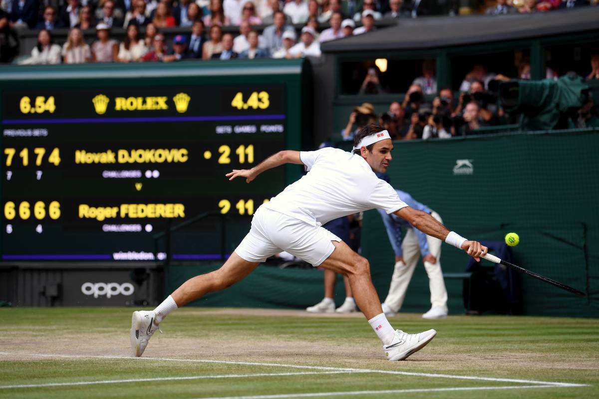 Federer, i due match ball e lo sport schiavo di quell'attimo fuggente