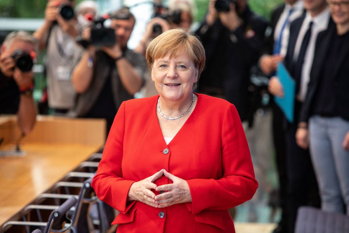 La Merkel smentisce i rumors: "Sto bene, avanti fino al 2021"