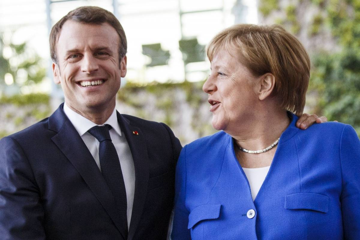 Macron e Merkel si accordano: ecco la grande beffa all'Italia