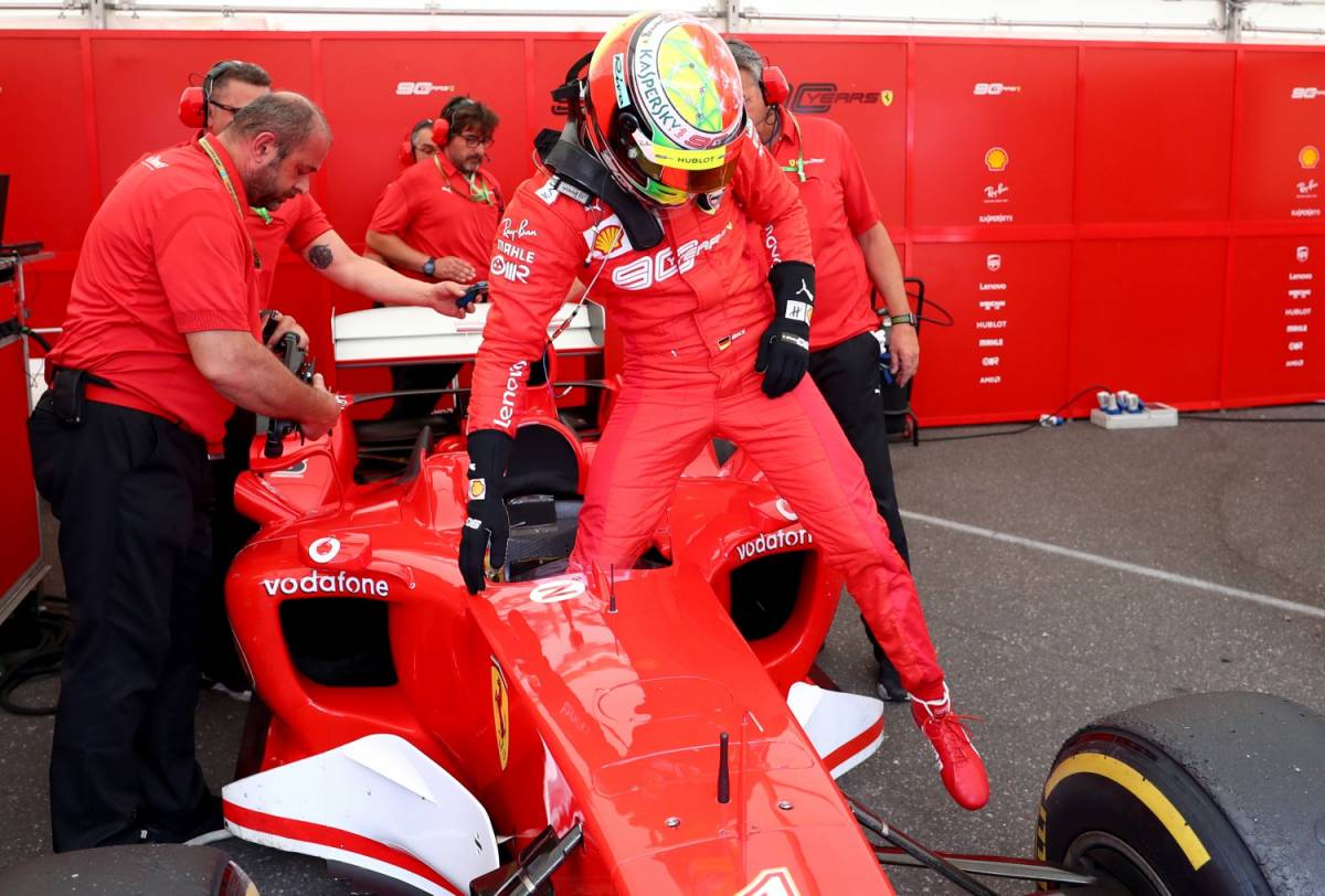 Ferrari, al gran prix del 2019 sarà record di 10mila vendite