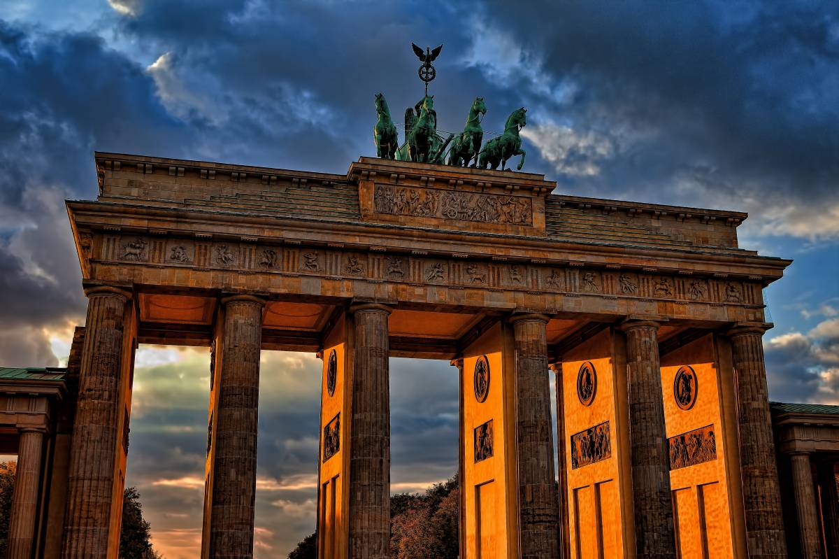 A trent'anni dalla caduta del muro torniamo a Berlino