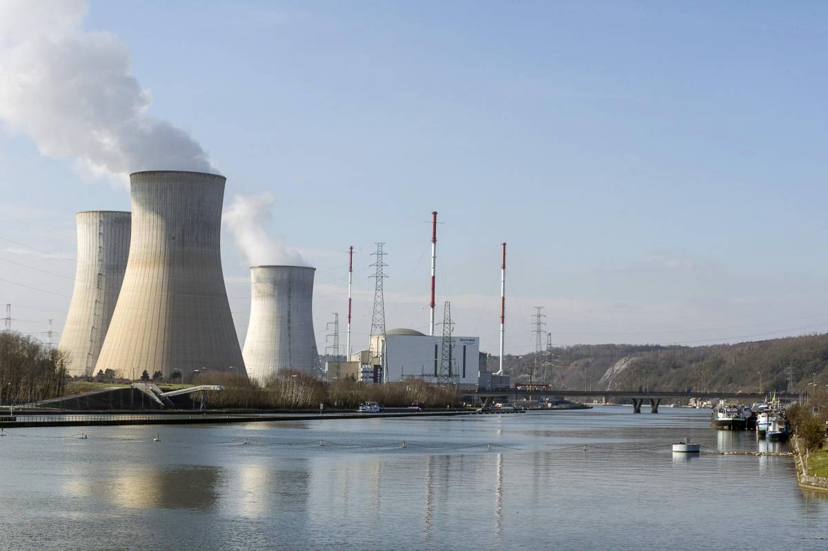 In Francia sei reattori nucleari sono a rischio