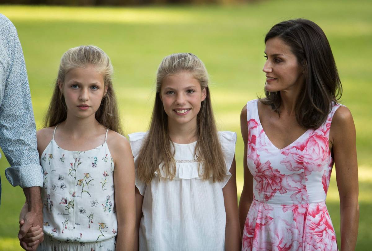 Leonor di Spagna, una piccola futura regina al suo debutto ufficiale ilGiornale.it Leonor di Spagna, una piccola futura regina al suo debutto ufficiale ilGiornale.it