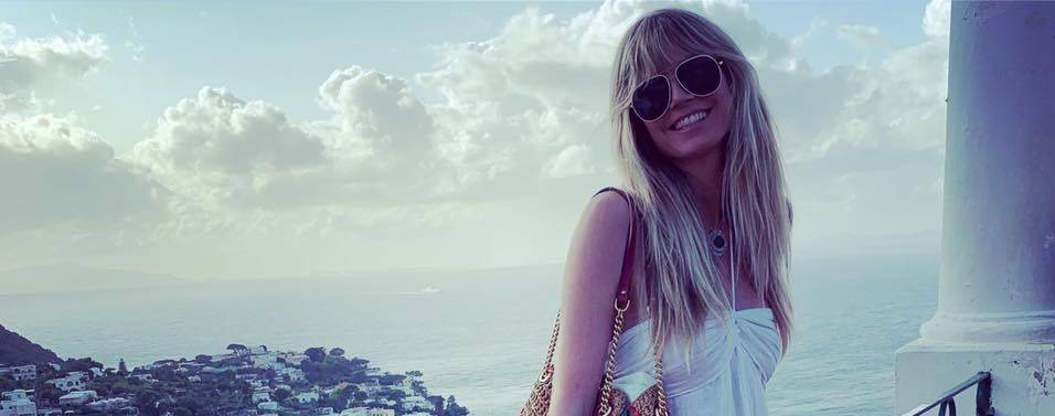 Heidi Klum si bagna nelle acque proibite di Capri: rischia una multa di 6mila euro
