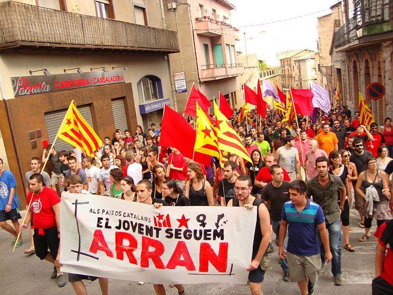 Spagna, cresce la violenza rossa contro i turisti
