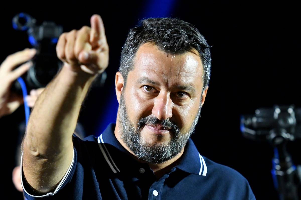 Salvini scioglie la riserva: "Ecco con chi andrò al voto"