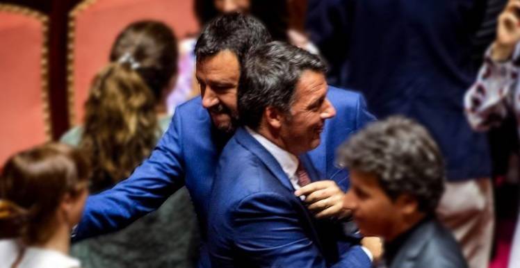 Così Salvini deride Renzi su Twitter
