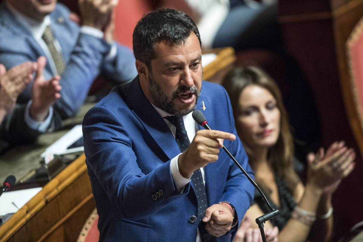 Salvini: "Conte, ora parli come Renzi Su di me insulti alla Saviano..."