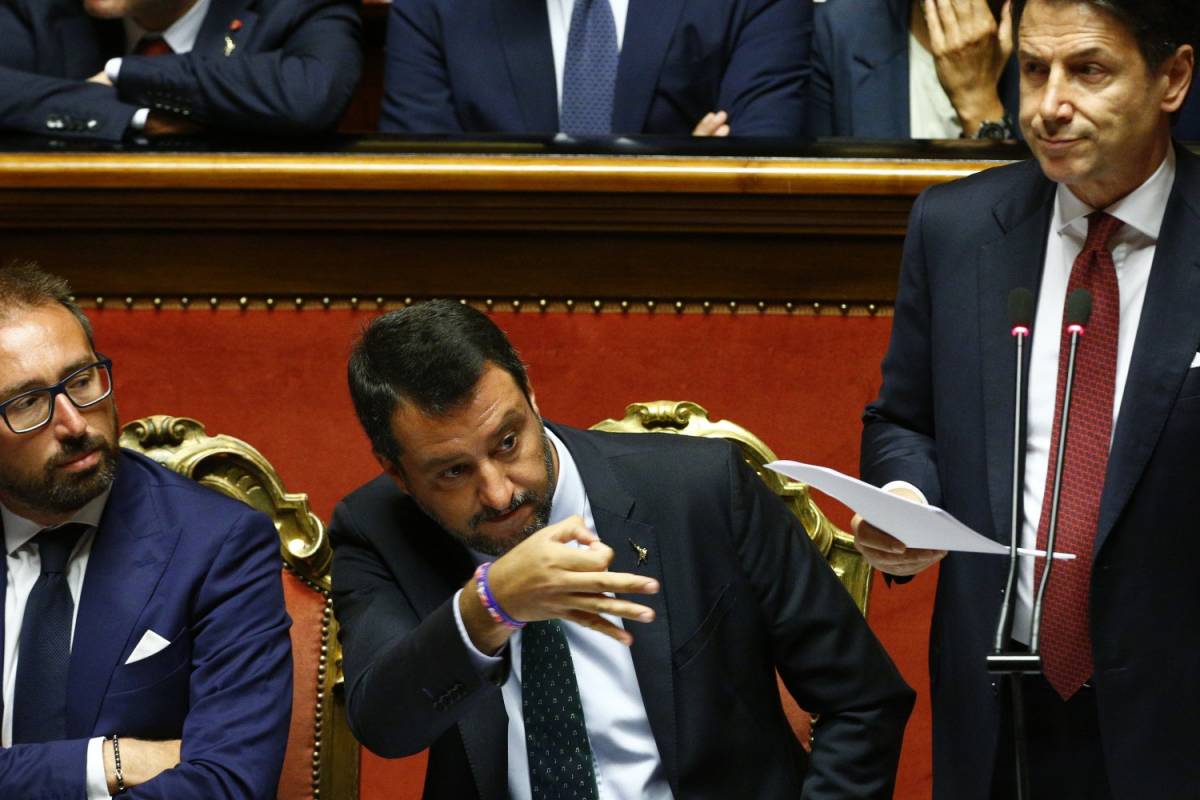 Salvini si gioca il jolly: l'ultima offerta a Di Maio manda i tilt i giallorossi