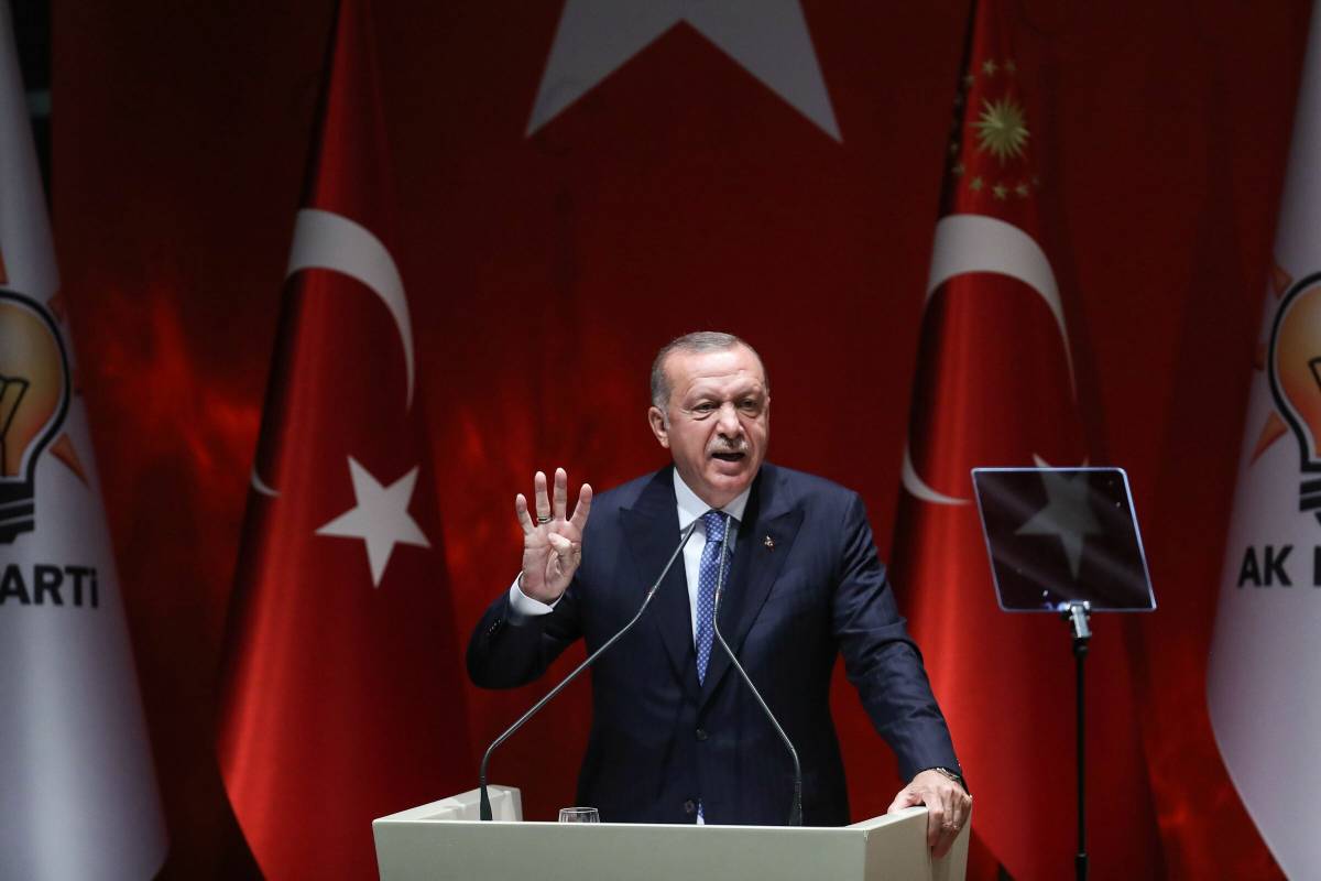 La Turchia pronta a invadere la Siria