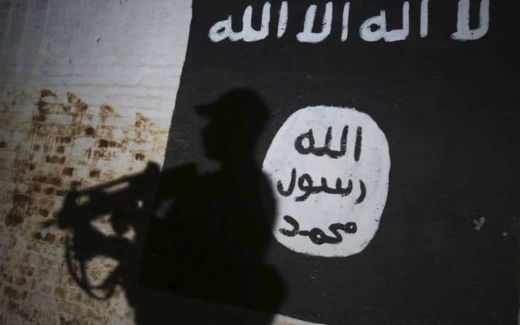 Germania, profugo siriano arrestato per essere un "decapitatore dell'Isis"